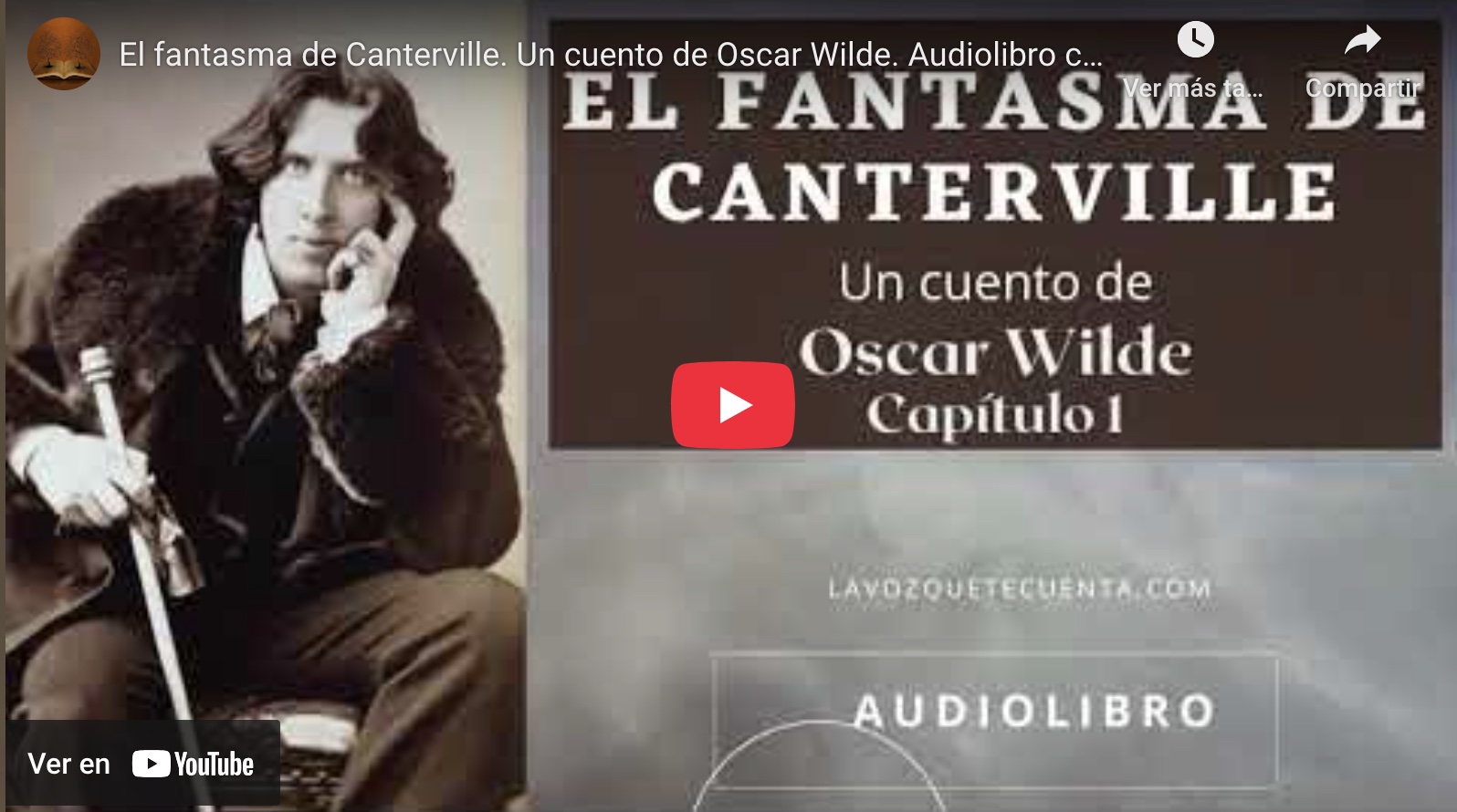 Fantasma de Canterville en los pasillos de la mansión, con cadenas y gesto melancólico